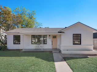 209 Westfork Dr S, Fort Worth, TX 76114