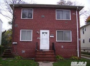 152 Amherst St, Hempstead, NY 11550