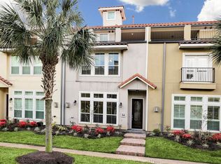14 Tassia Ln, Houston, TX 77058