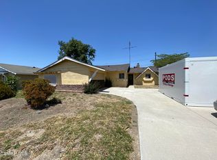 293 E Bonita Dr, Simi Valley, CA 93065