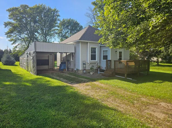 404 W County Rd S, Le Roy, MN 55951