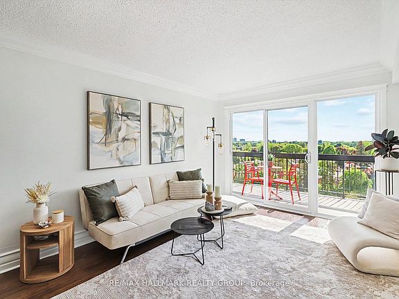 5th image of 158 C McArthur Ave #907