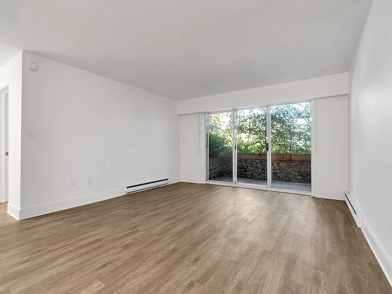 1233 Fairfield Rd — Photo 8