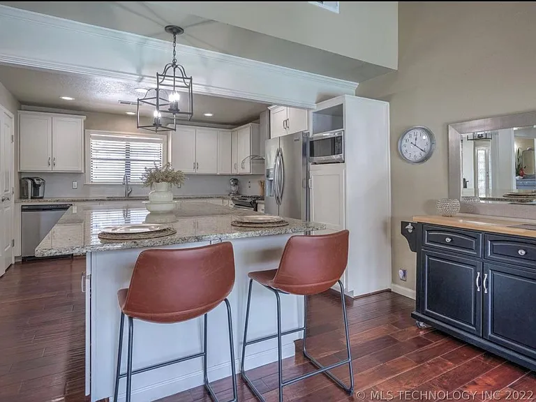 7628 S Quebec Ave — Photo 11