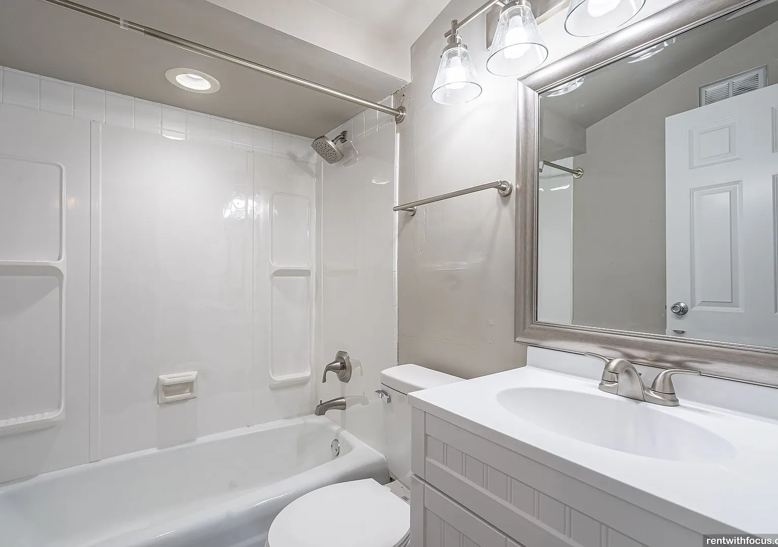 Apple Ridge Apartments — Photo 4