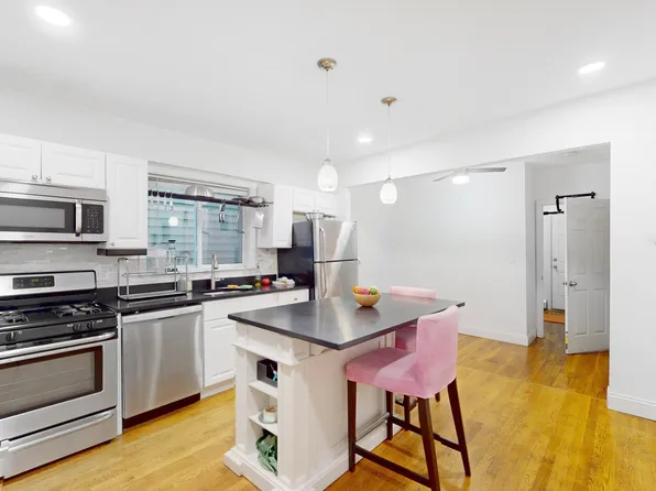 27 5th St #4, Cambridge, MA 02141