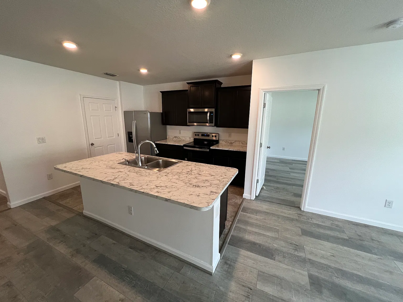 6598 Marble Rd — Photo 4