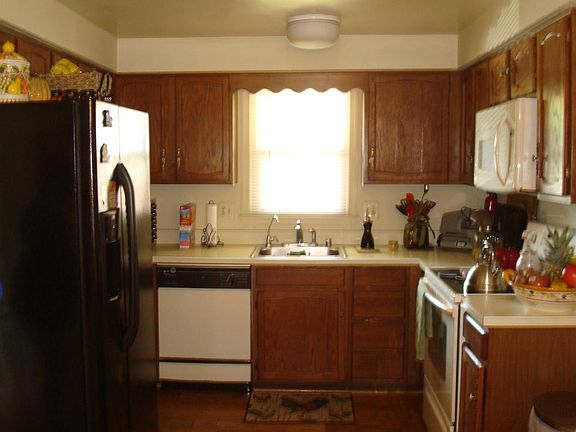 3rd image of 3818 Charles Stewart Dr