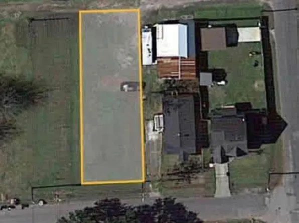 2808 Moore Ave, Bay City, TX 77414