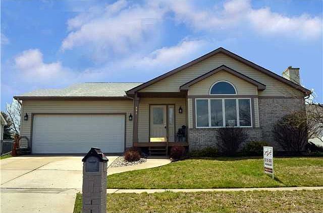 1st image of 893 Stag Thicket Ln