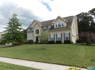 775 Clydesdale Dr, York, PA 17402