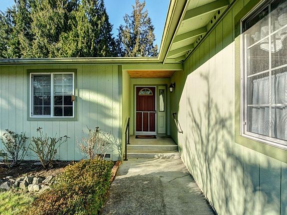 3rd image of 103 Paradise Pkwy