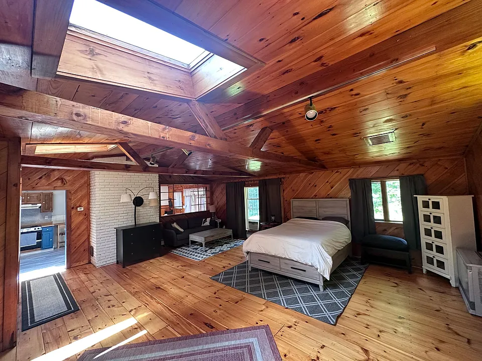 187 Bath Rd #2