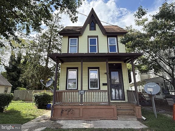 2nd image of 37 Olive St