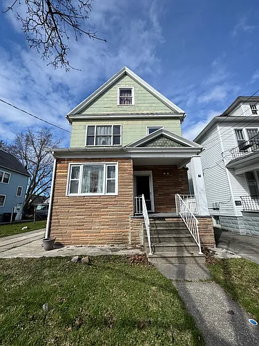 48 Domedion Ave #1 Photo 1