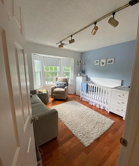 360 Hadleigh Ln — Photo 19