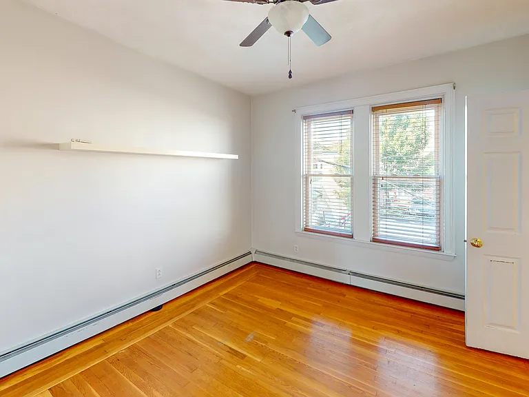 1 Henderson Ave #2 — Photo 10