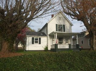 398 Bank St, Conneaut, OH 44030