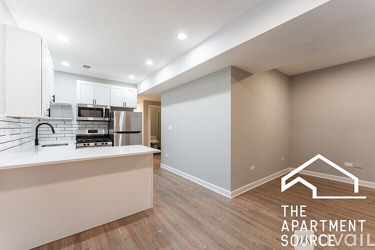 1st image of 1649 N Paulina St APT 1F