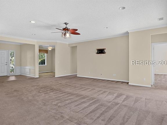 4th image of 1 Landmark Ln