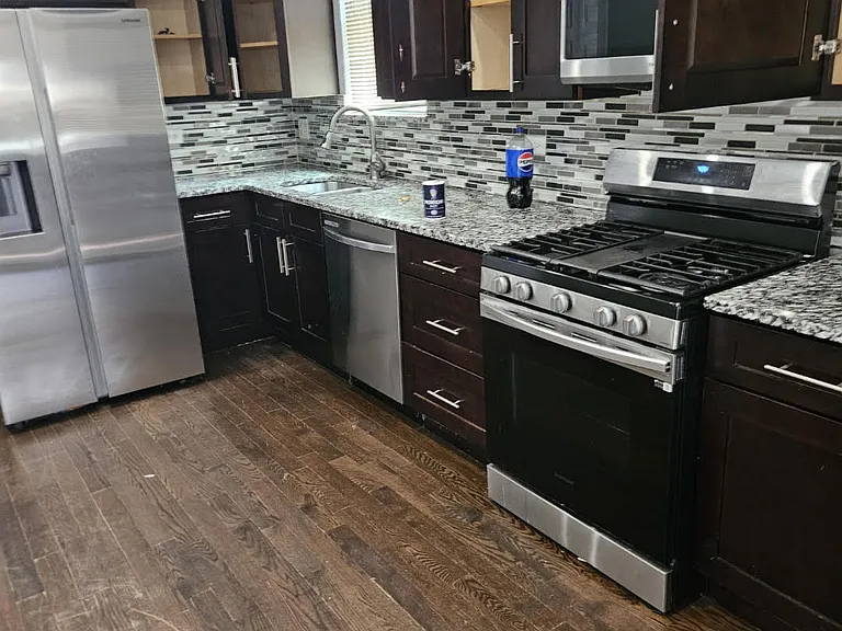 1328 S Central Ave #1 — Photo 6