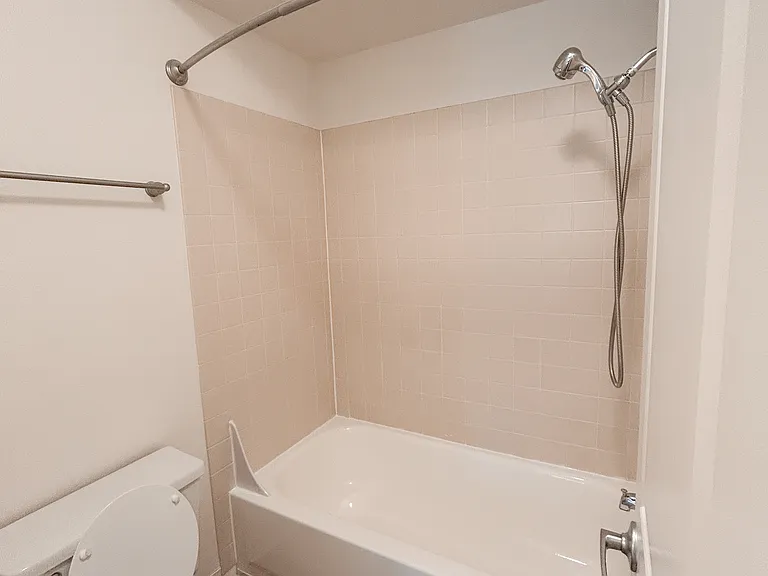 Stone Creek Apartments Beaverton — Photo 92