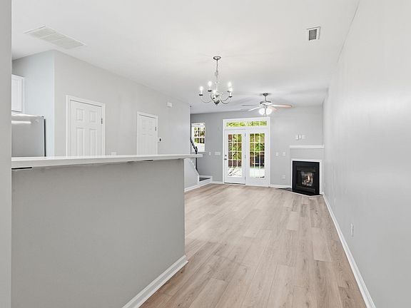 5th image of 8251 Martello Ln