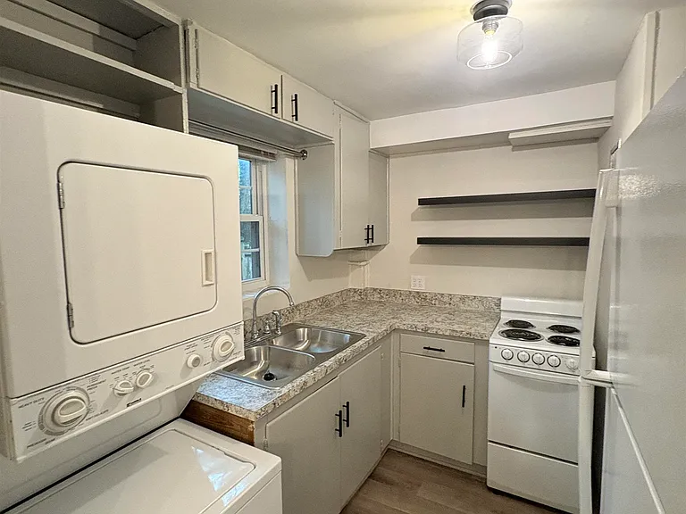 202 E Bradford Rd #2 — Photo 10