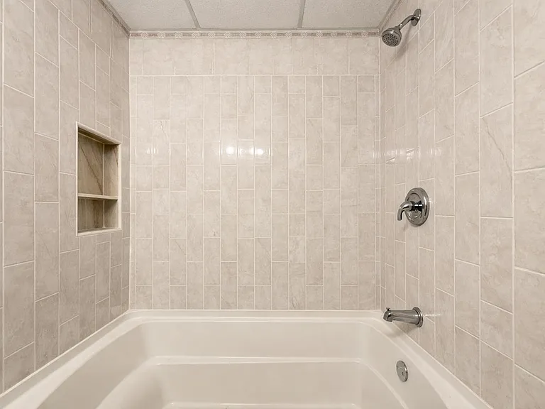 136 W 31st St #1 — Photo 9