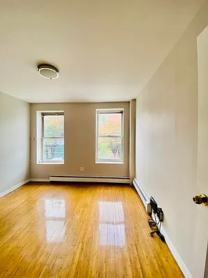 Rented by Zjama Realty Corp | media 4