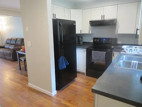 2805 Lowridge Ct #2 — Photo 2