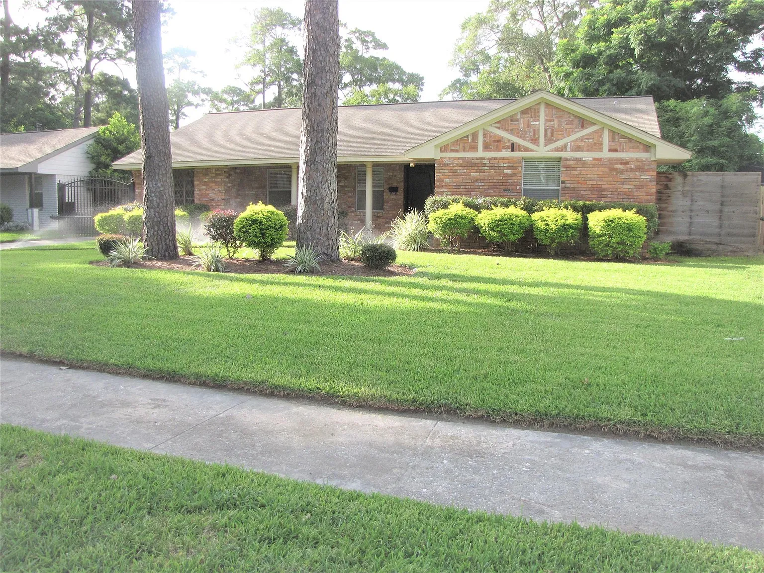 3 bed, 1737 sqft, $2,550 — Photo 4