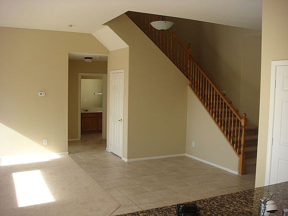 3rd image of 10698 Bonnyhill St