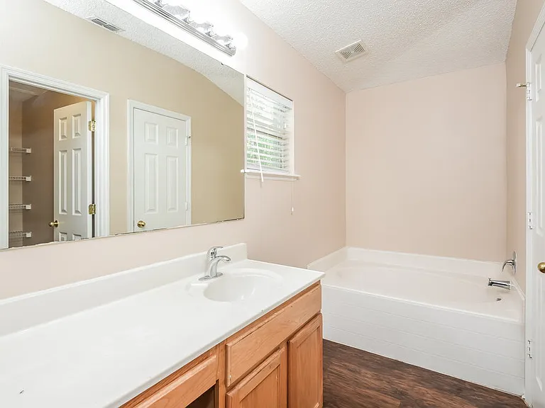 1839 Corner Meadow Cir — Photo 12