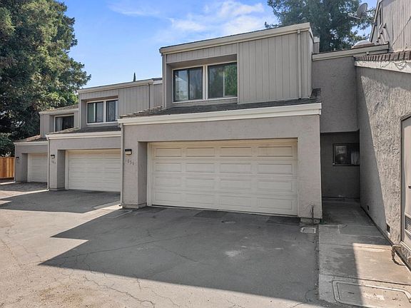 4th image of 1059 Villa Maria Ct