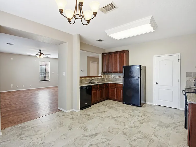 280 Cordero Dr — Photo 13