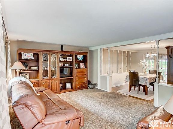 5th image of 47 Ironwood Dr