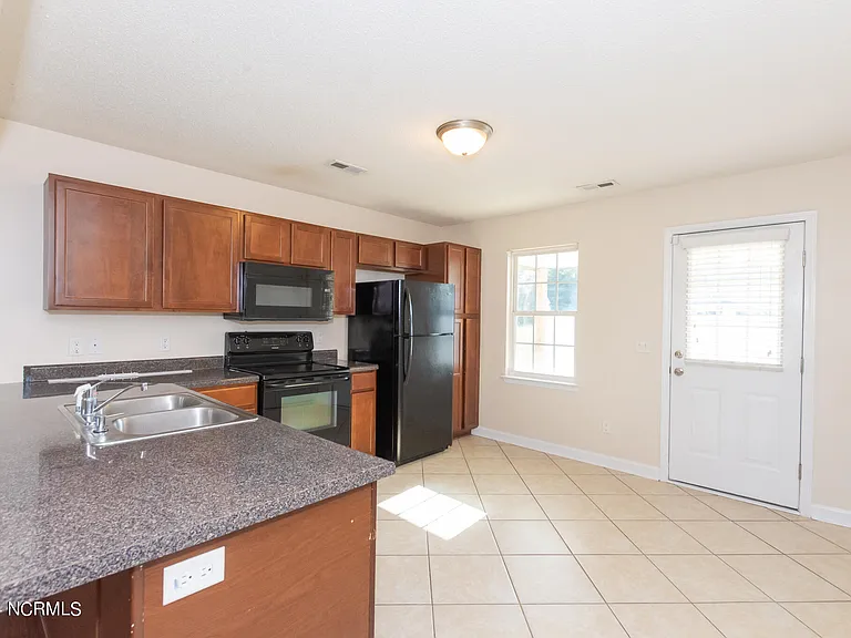 202 Lanieve Ct #5 — Photo 8