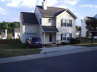 1414 Swaying Branch Ln, Lake Wylie, SC 29710