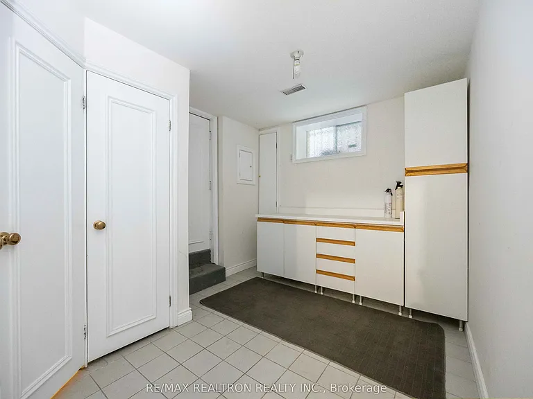 12 Donwoods Dr — Photo 40