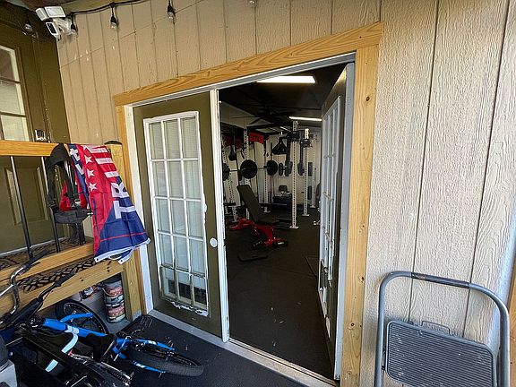 5th image of 9026 Bayou Dr