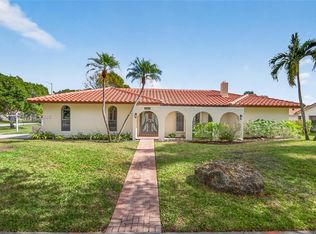 1060 NW 94th Ter, Plantation, FL 33322