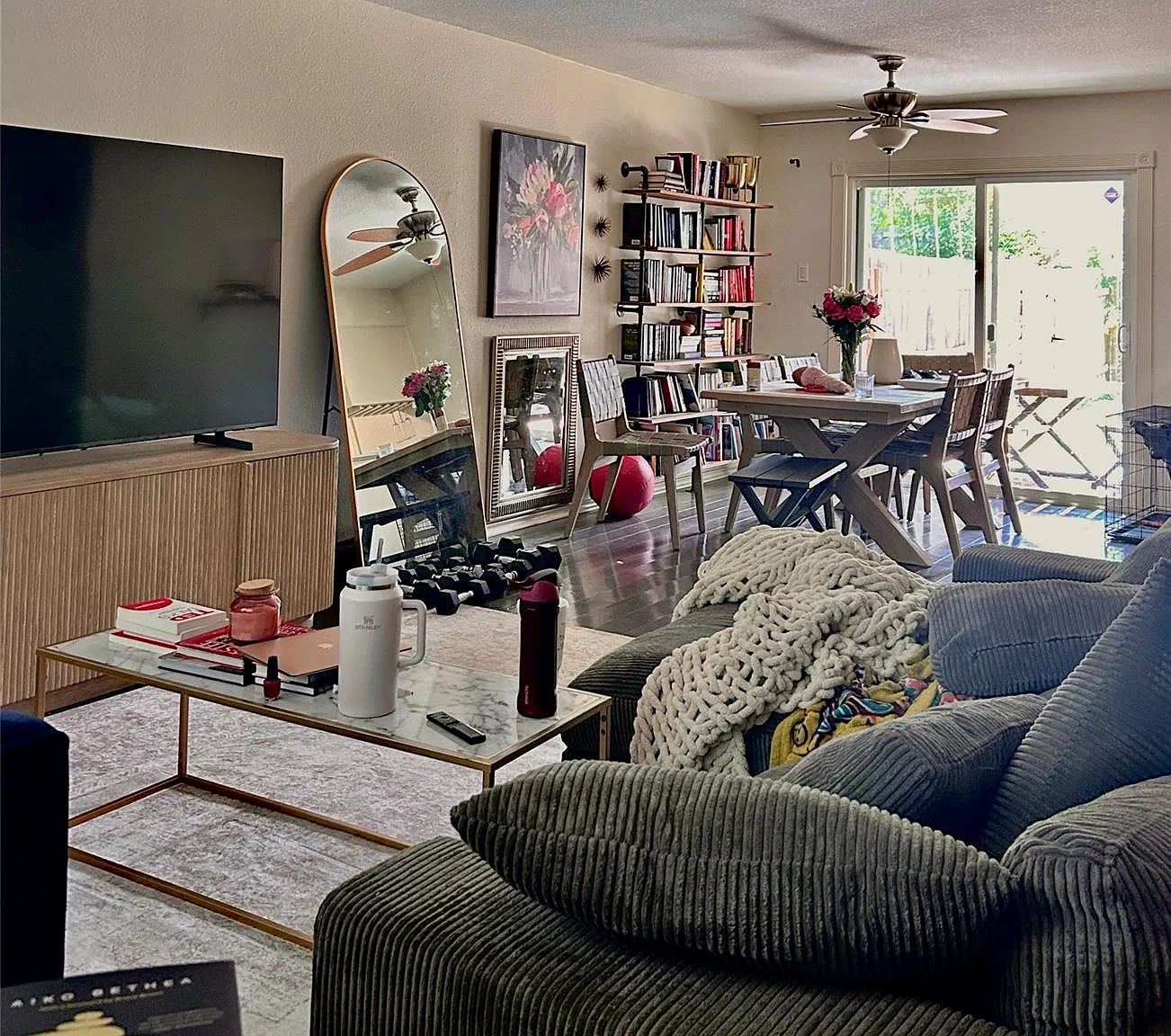 2 bed, 1.5 bath, 1144 sqft, $1,950 — Photo 1
