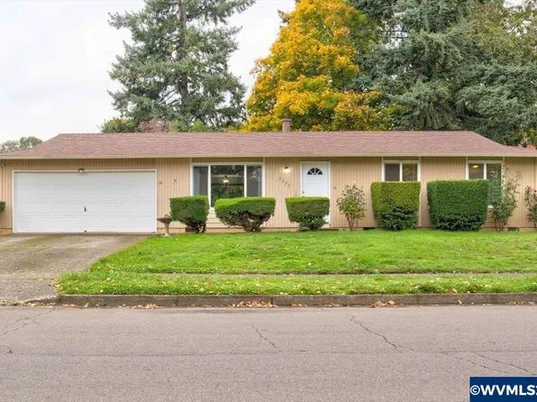 5555 Red Leaf Dr S, Salem, OR 97306