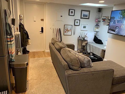 Rented by Dalan Rentals | media 21