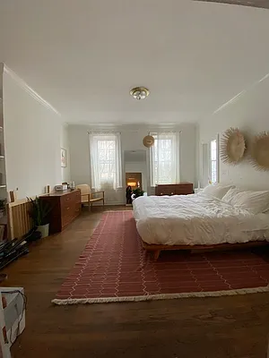 Rented by Douglas Elliman | media 18