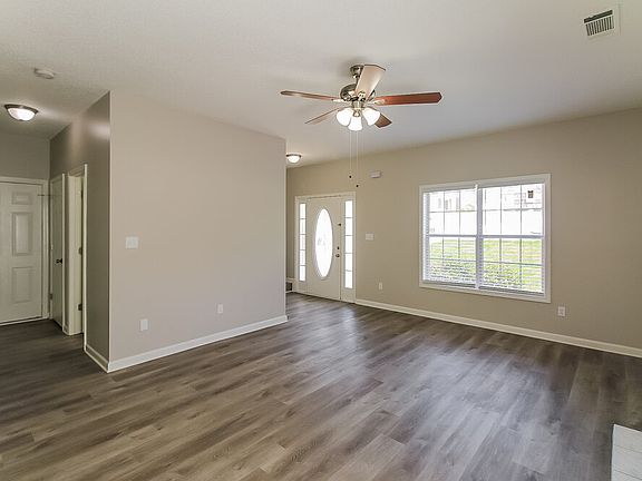 5th image of 7047 Cheswick Dr