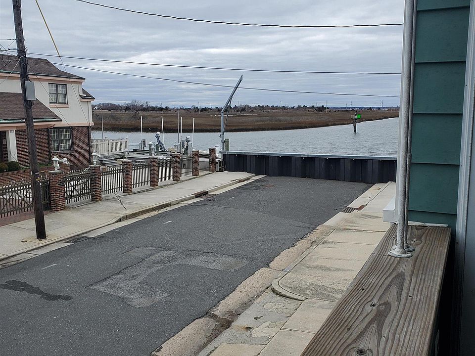 211 N Sacramento Ave, Ventnor City, NJ 08406 Zillow