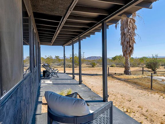 2nd image of 330 Delgada Ave