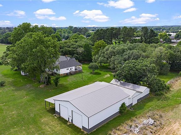 5th image of 646 Fish Hatchery Rd